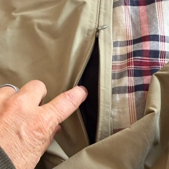 Mountain Hardwear Tan Pants with Black Belt - Picture 4 of 6